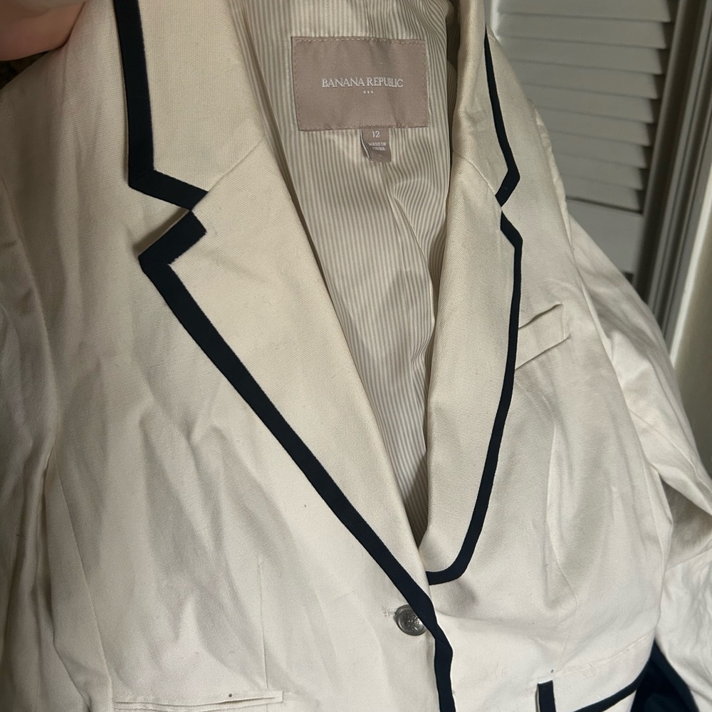 Banana Republic Ivory Jacket with Dark Accents